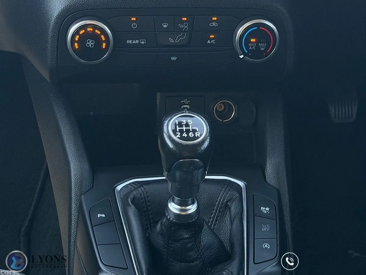 Ford Focus Hatchback, Petrol, 2020, Grey
