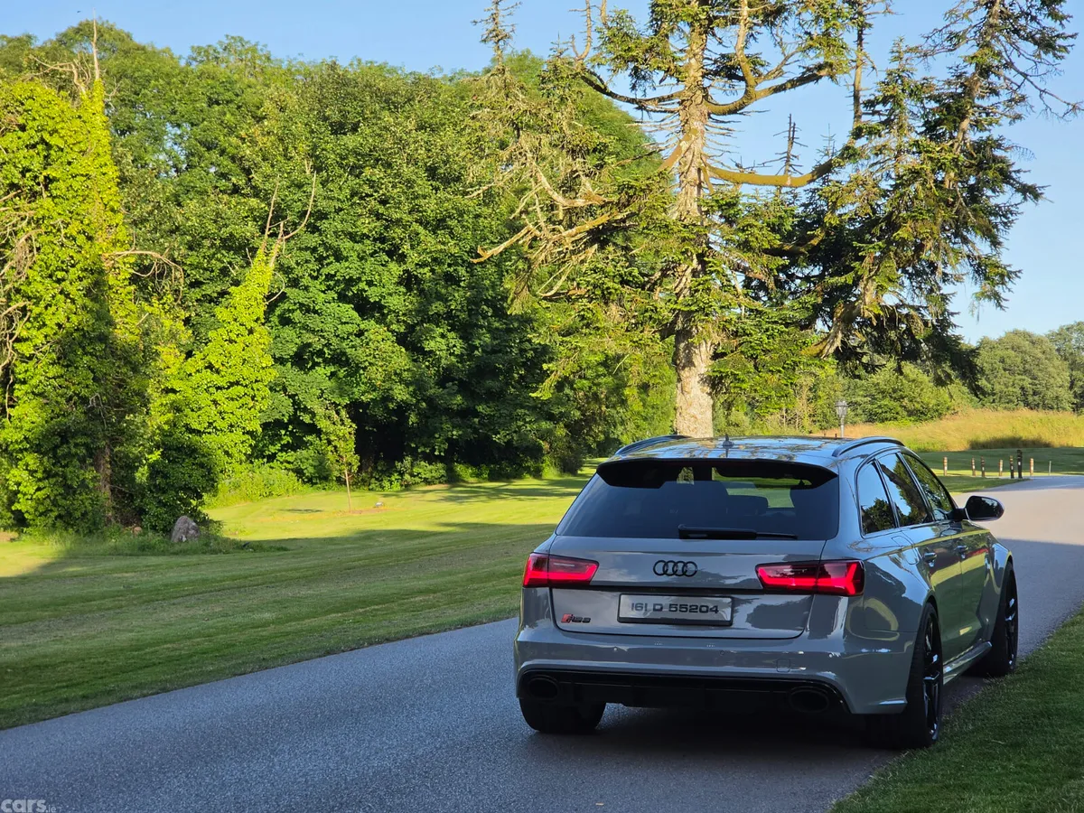 Audi RS6 Estate, Petrol, 2016, Grey