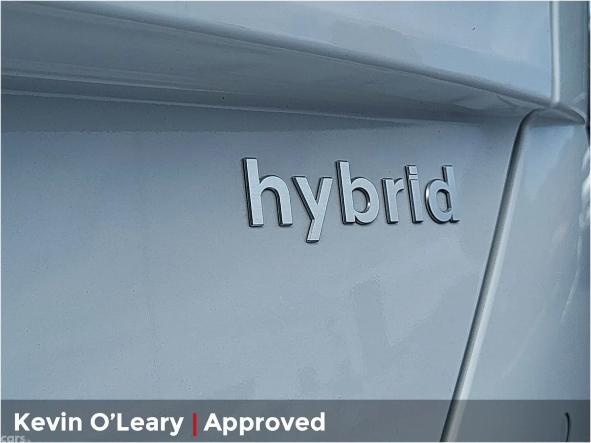 Hyundai KONA MPV, Petrol, 2025, White