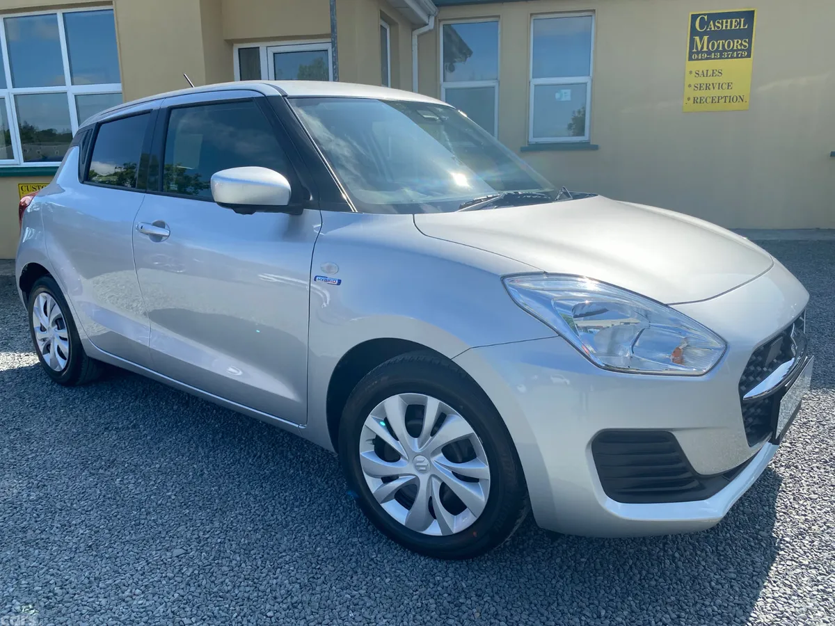 Suzuki Swift Hatchback, Petrol, 2022, Grey