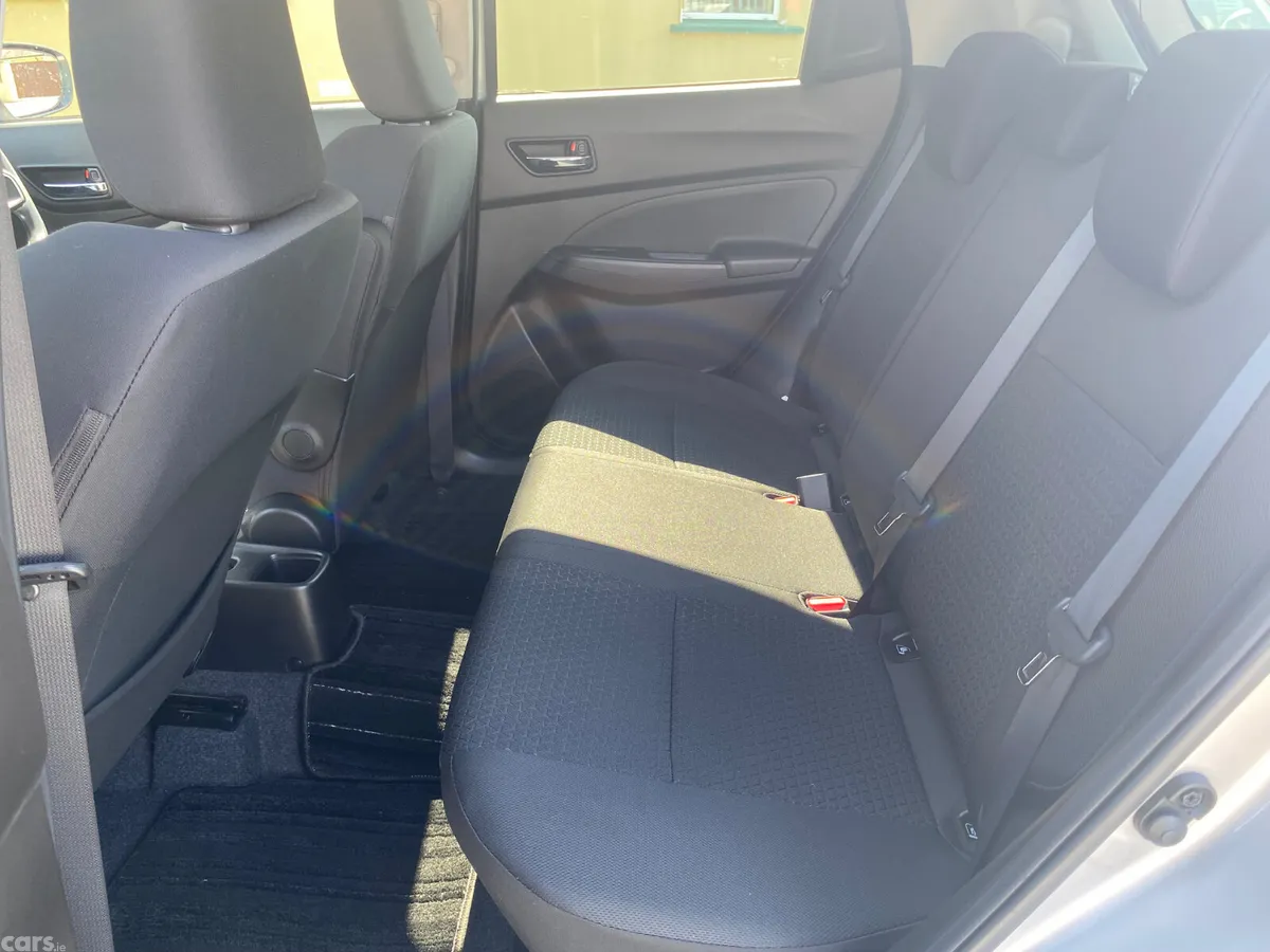 Suzuki Swift Hatchback, Petrol, 2022, Grey