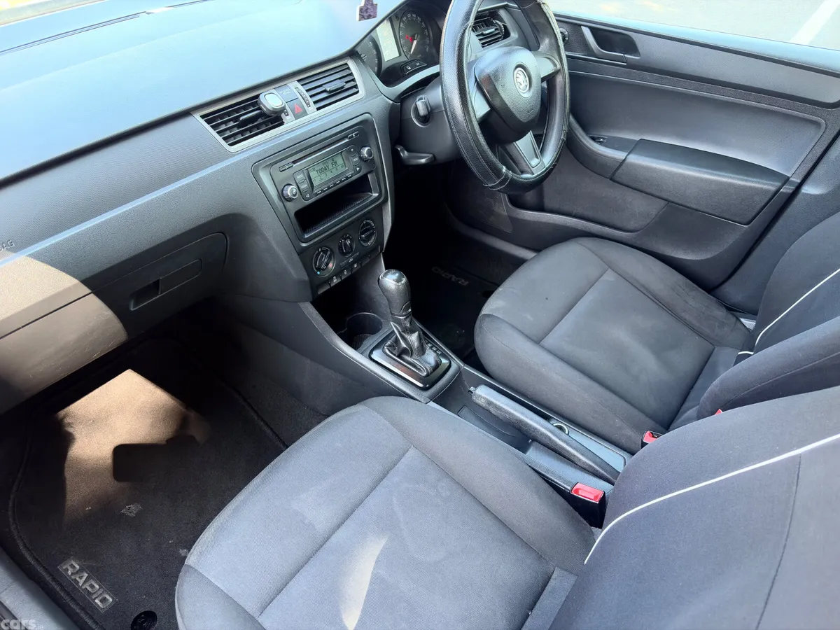 Skoda Rapid Hatchback, Diesel, 2014, Black