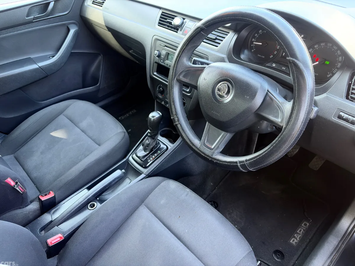 Skoda Rapid Hatchback, Diesel, 2014, Black