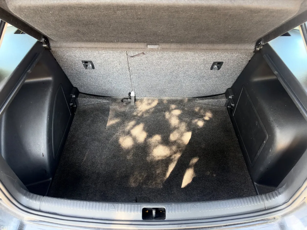 Skoda Rapid Hatchback, Diesel, 2014, Black