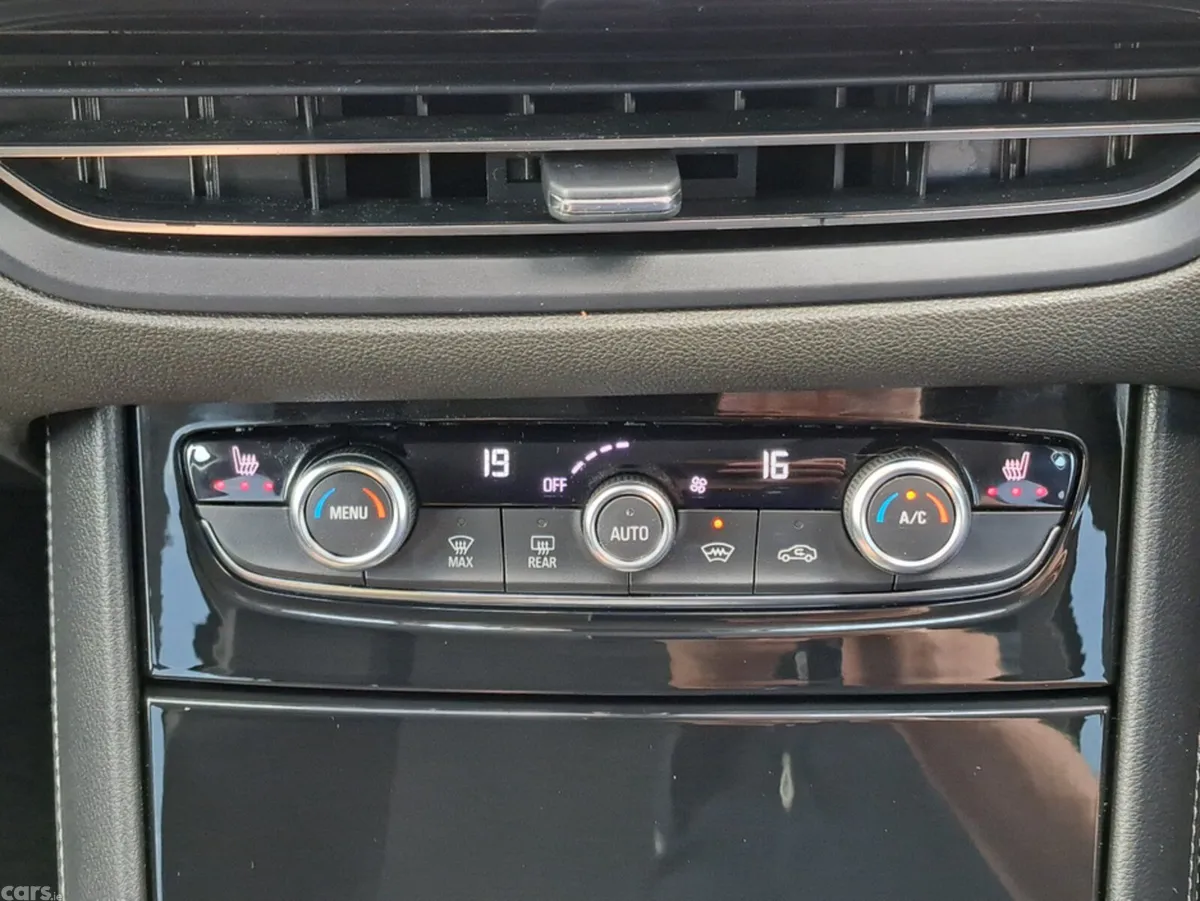 Opel Grandland SUV, Petrol Plug-in Hybrid, 2024, Red