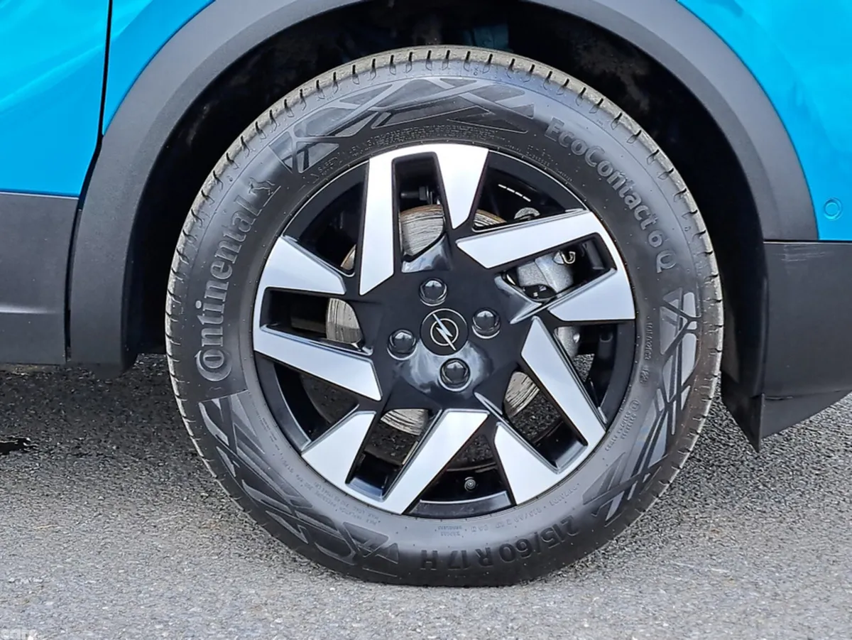 Opel Mokka SUV, Petrol Hybrid, 2025, Green