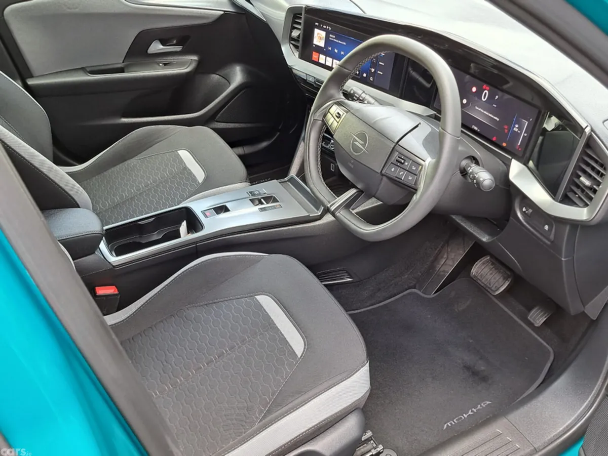 Opel Mokka SUV, Petrol Hybrid, 2025, Green