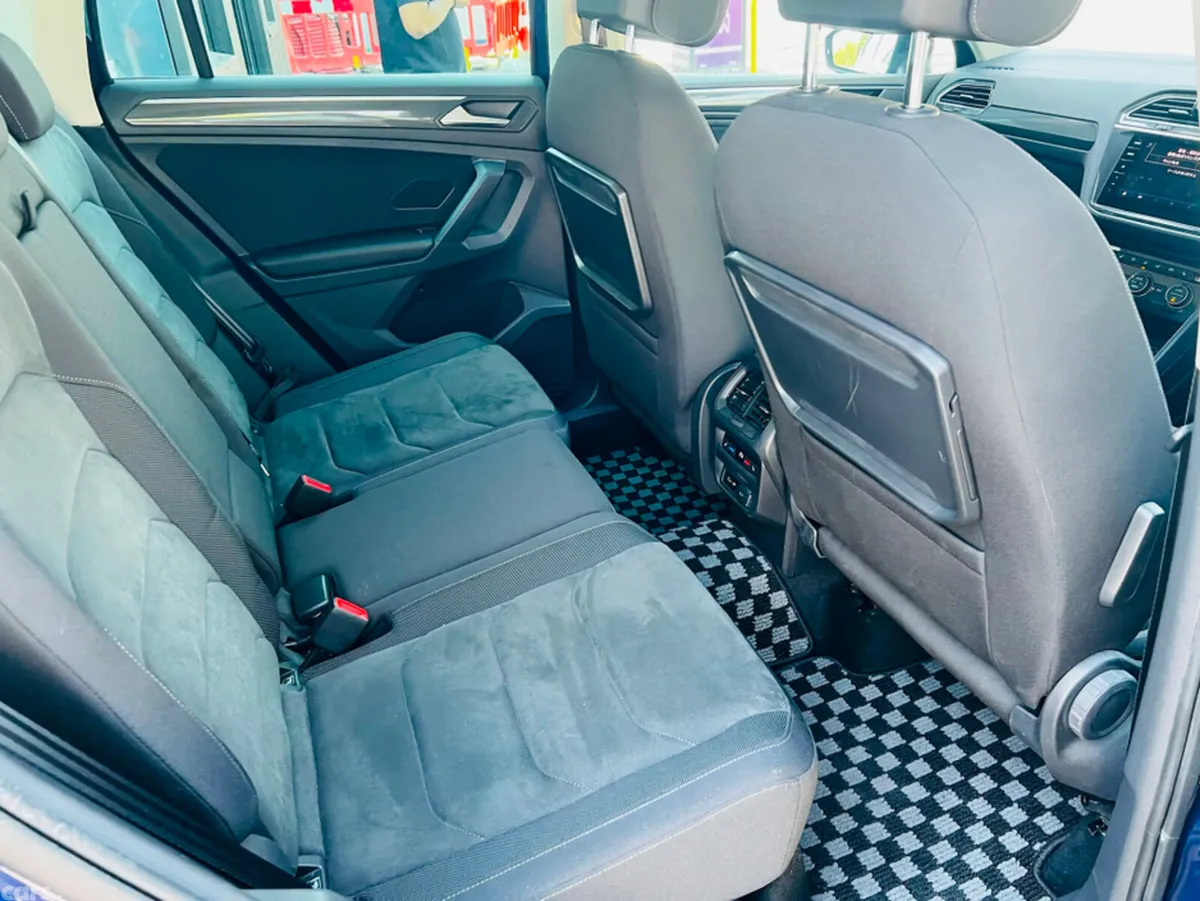 Volkswagen Tiguan Estate, Diesel, 2019, Blue