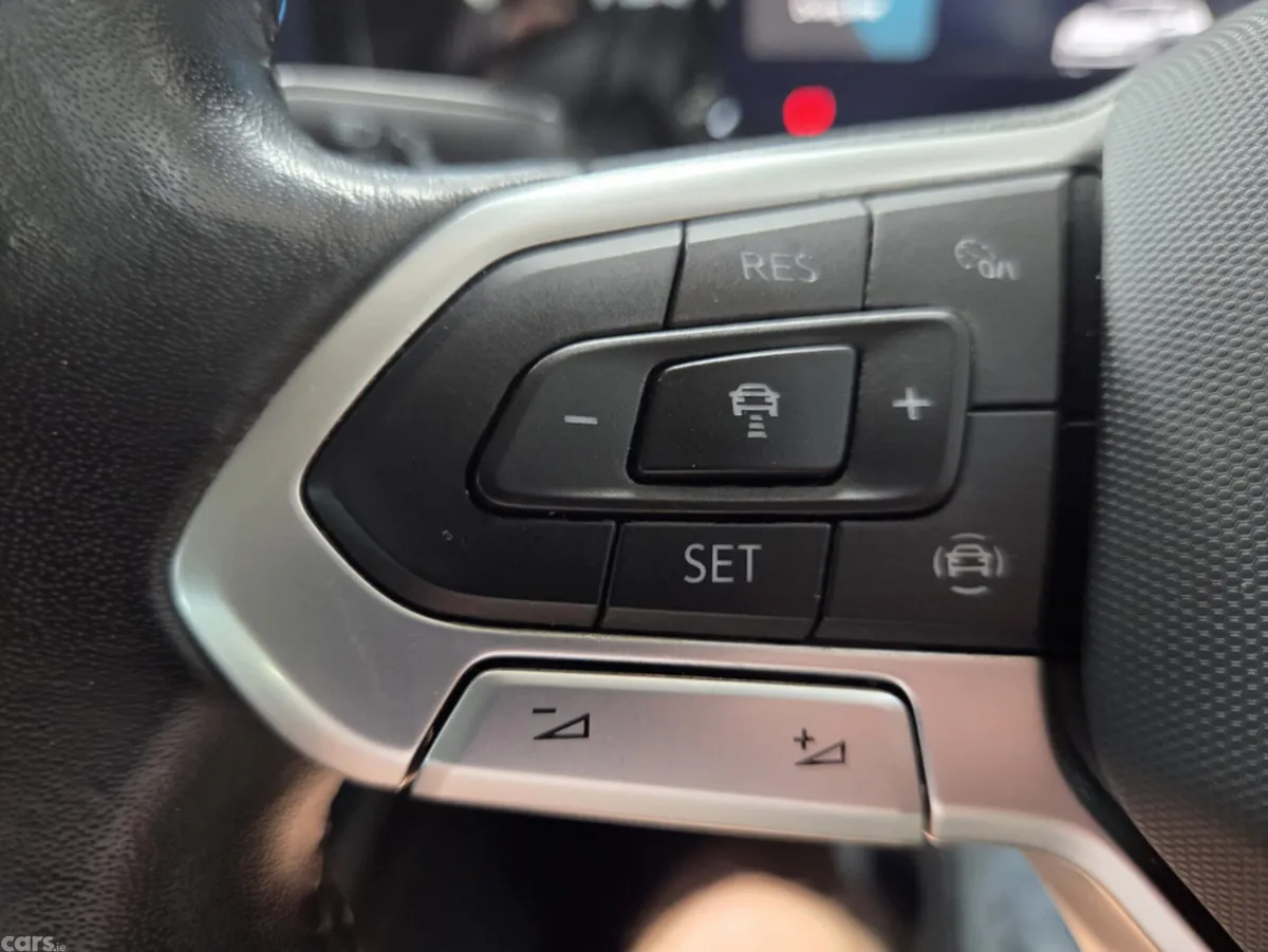 Volkswagen Golf Hatchback, Petrol, 2023, Grey