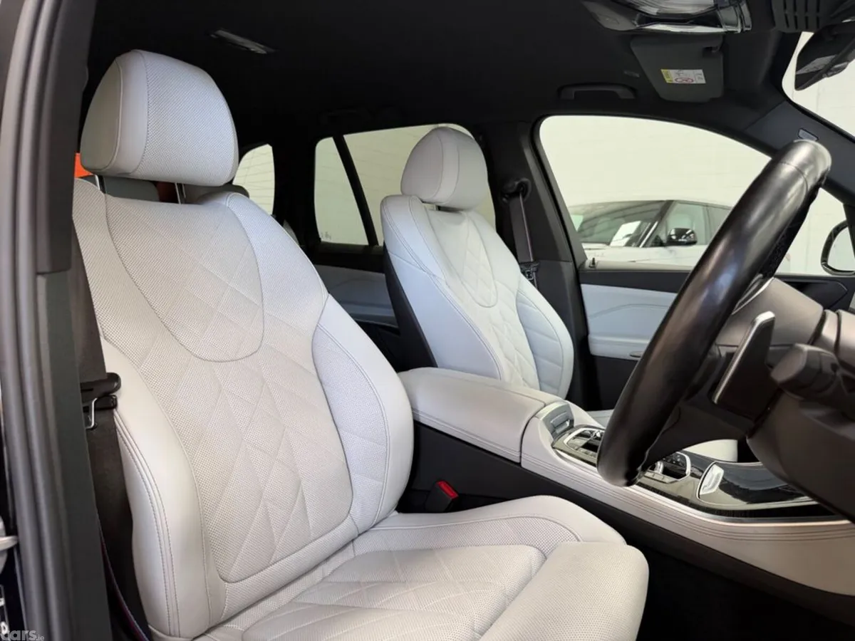 BMW X5 Estate, Petrol Hybrid, 2023, Black