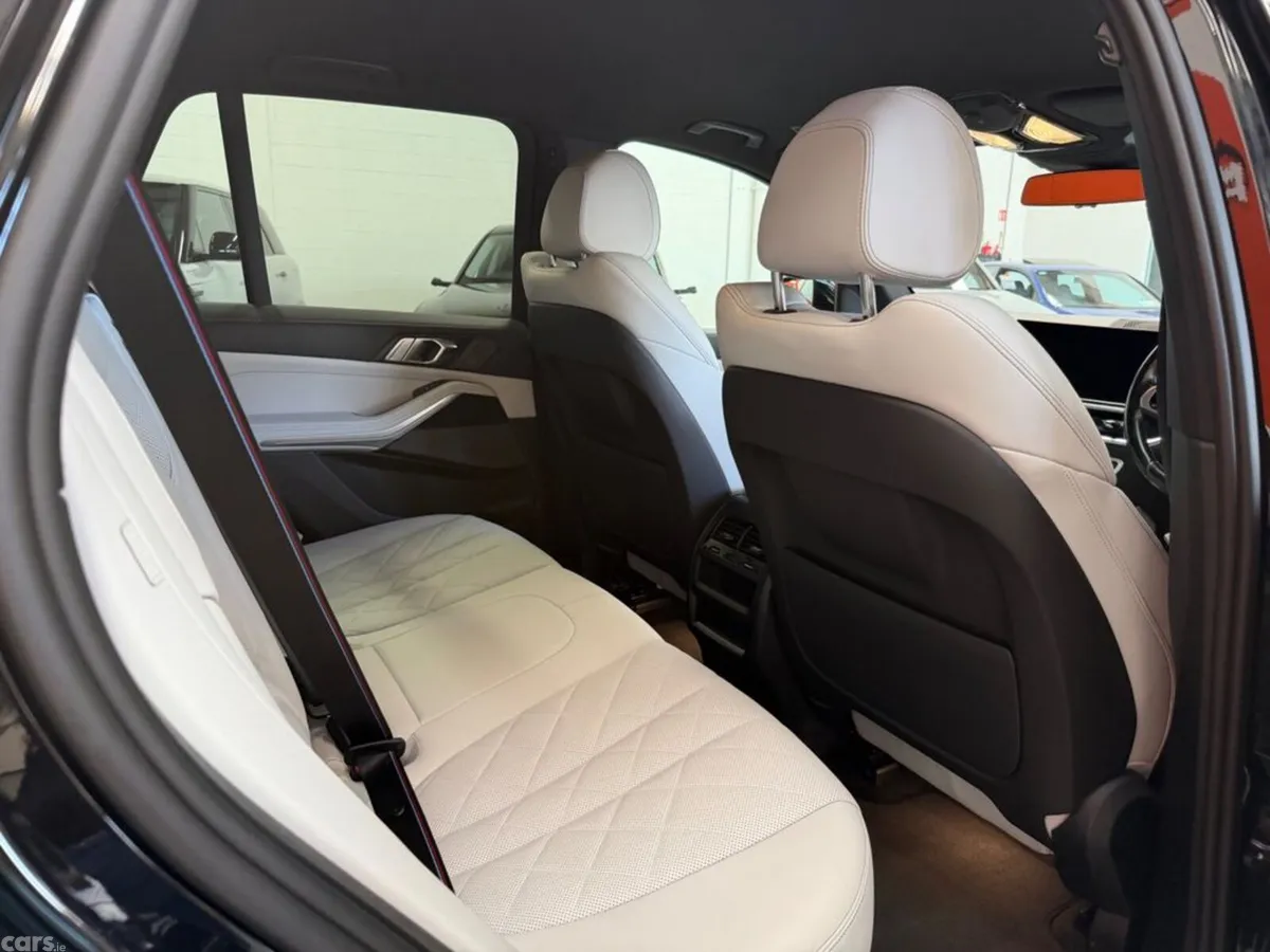 BMW X5 Estate, Petrol Hybrid, 2023, Black