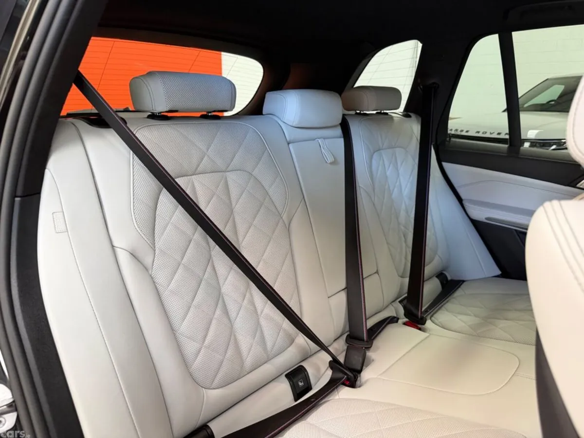 BMW X5 Estate, Petrol Hybrid, 2023, Black