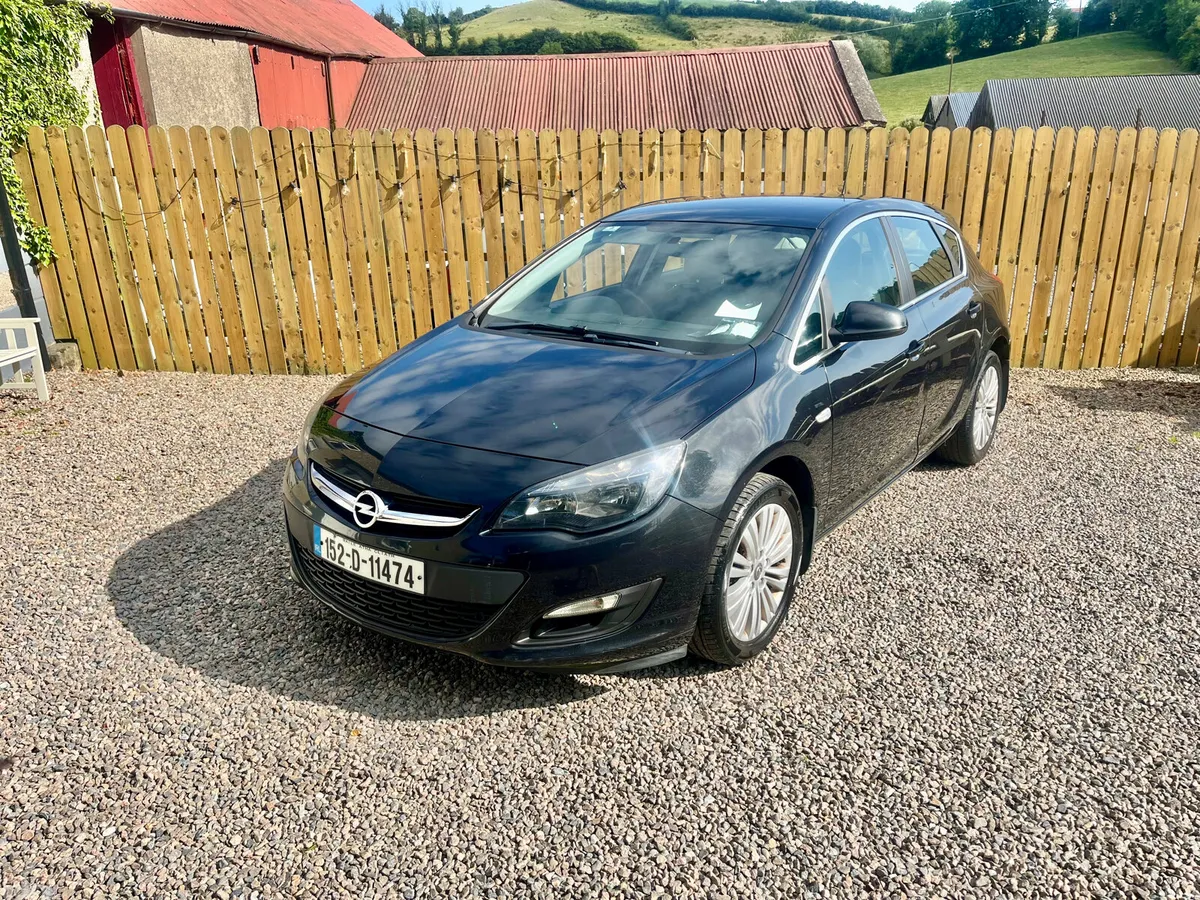 Opel Astra Hatchback, Diesel, 2015, Black