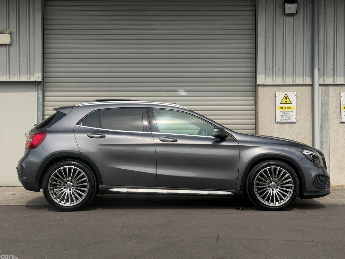 Mercedes-Benz GLA SUV, Petrol, 2017, Grey