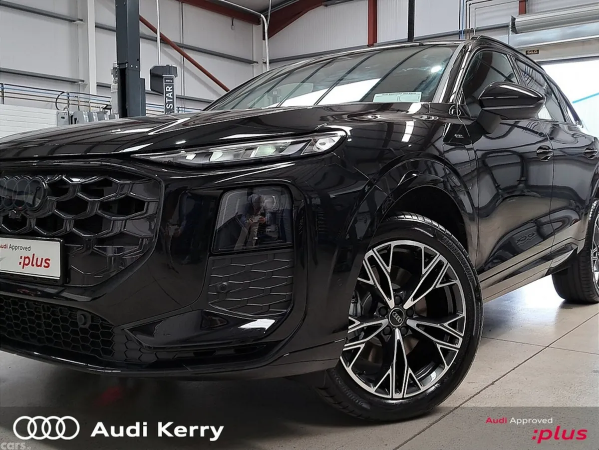 Audi Q3 SUV, Petrol Plug-in Hybrid, 2026, Black