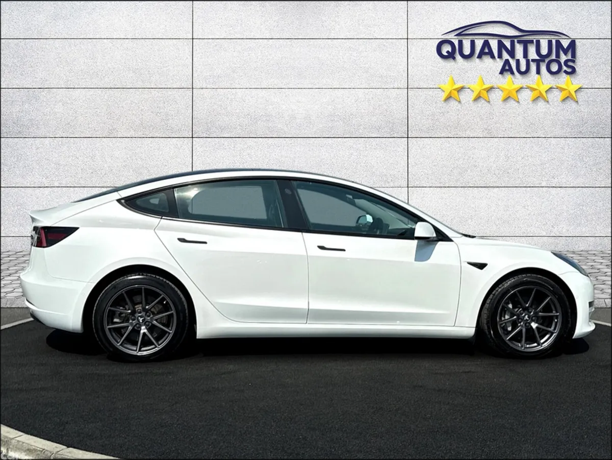 Tesla Model 3 Saloon, Electric, 2022, White