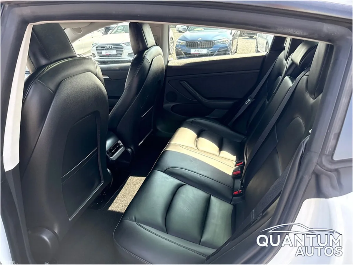 Tesla Model 3 Saloon, Electric, 2022, White