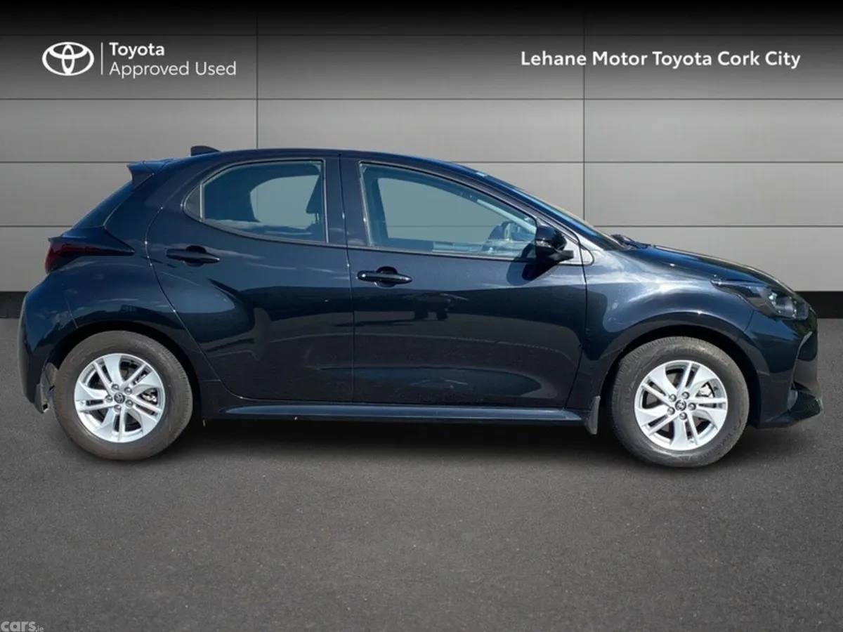 Toyota Yaris Hatchback, Petrol Hybrid, 2026, Black