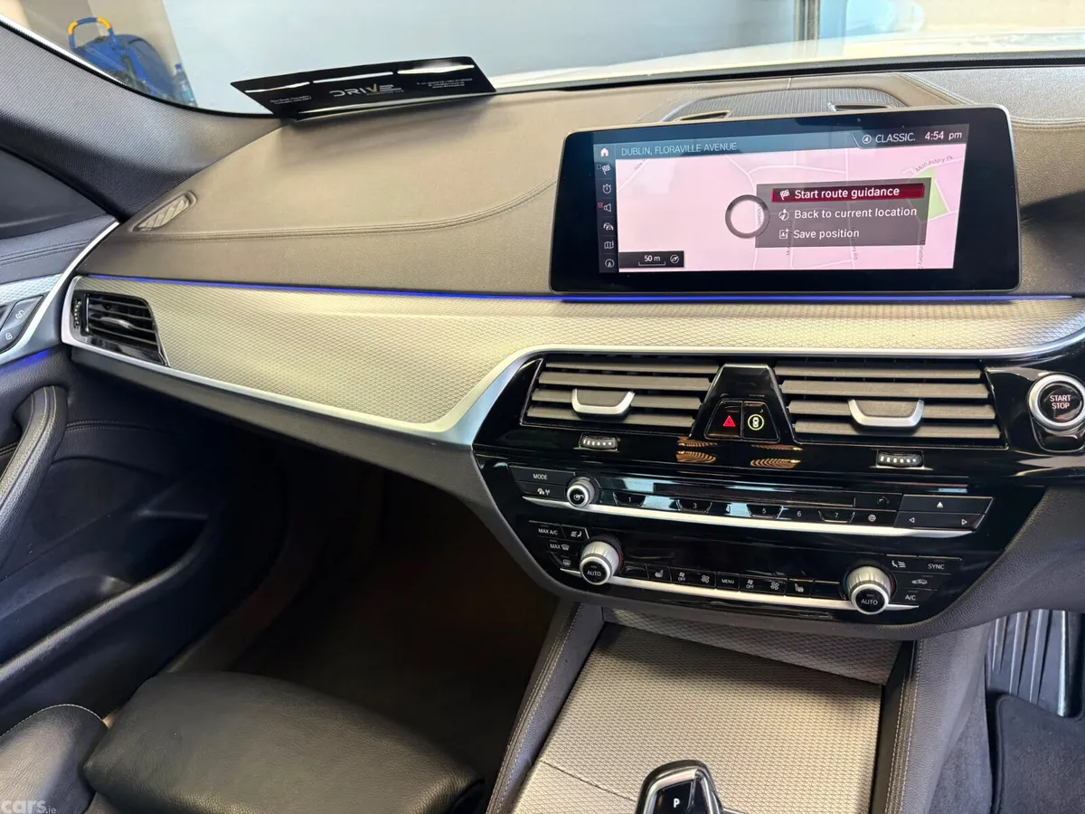 BMW 5-Series Saloon, Petrol Plug-in Hybrid, 2019, White