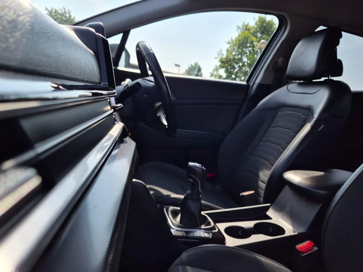 Kia Sportage SUV, Diesel Hybrid, 2023, Grey