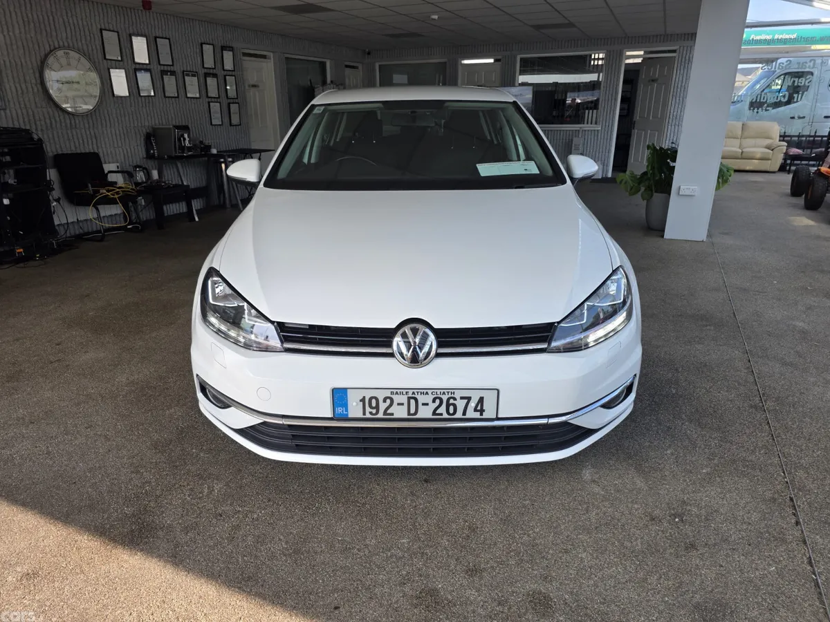 Volkswagen Golf Estate, Petrol, 2019, White