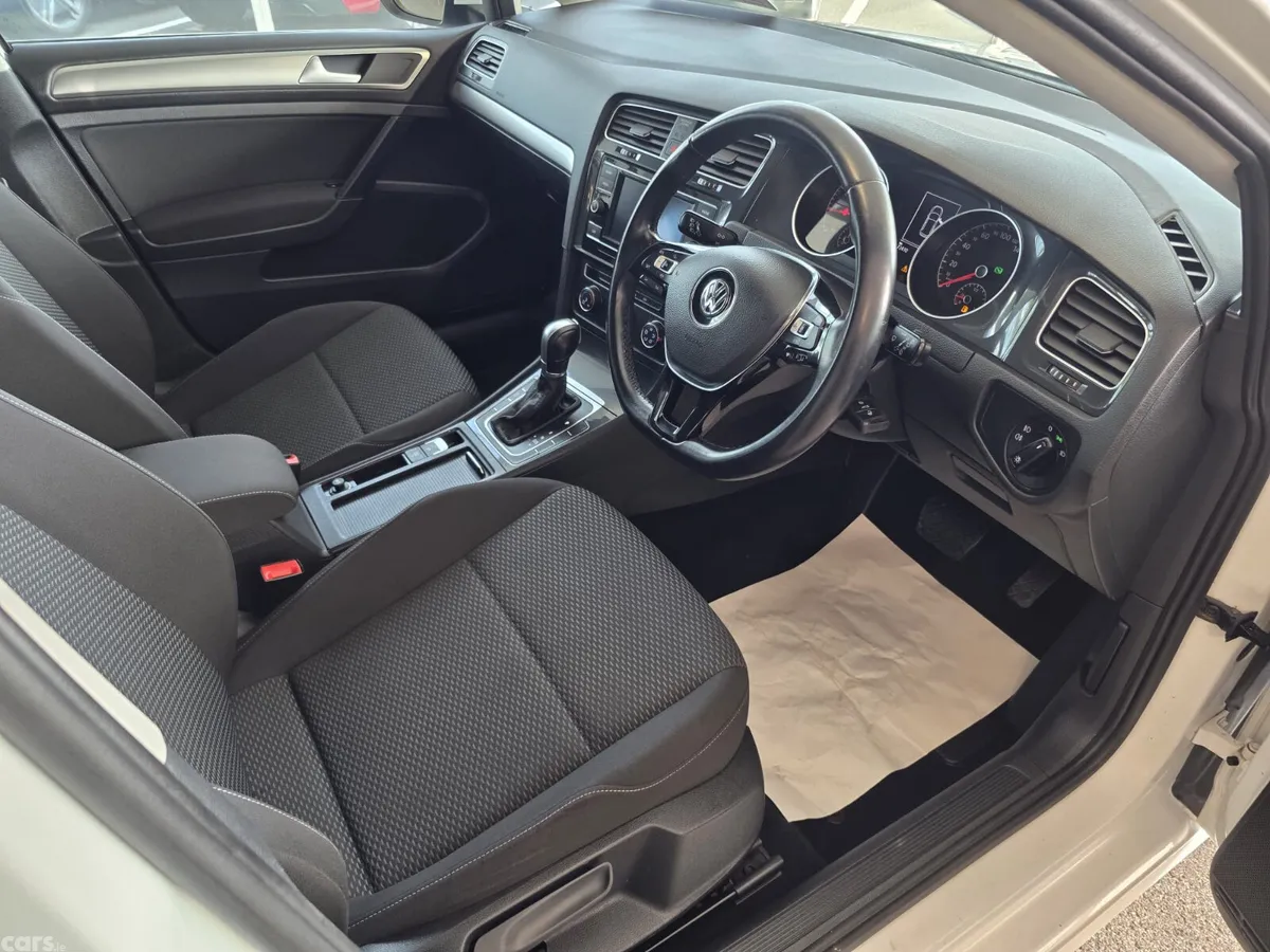 Volkswagen Golf Estate, Petrol, 2019, White