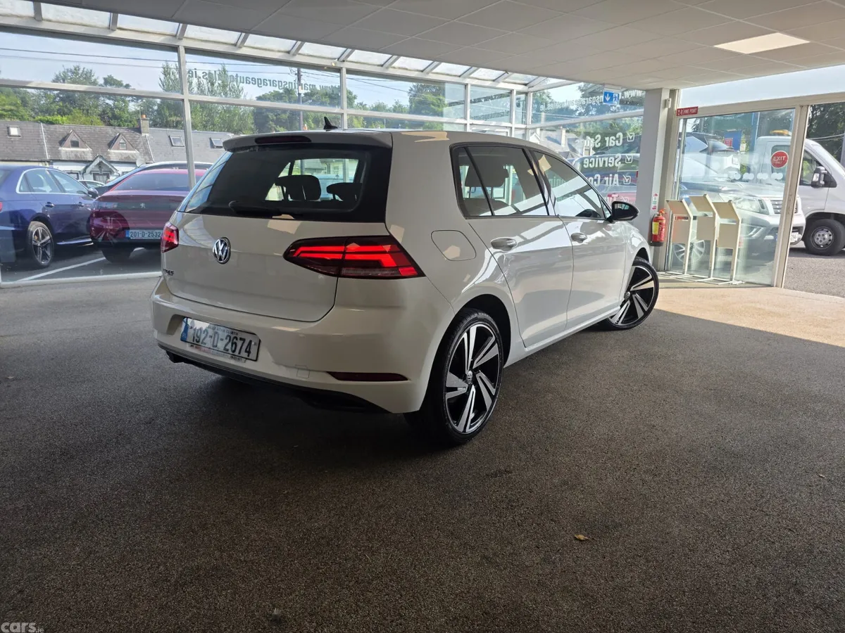 Volkswagen Golf Estate, Petrol, 2019, White