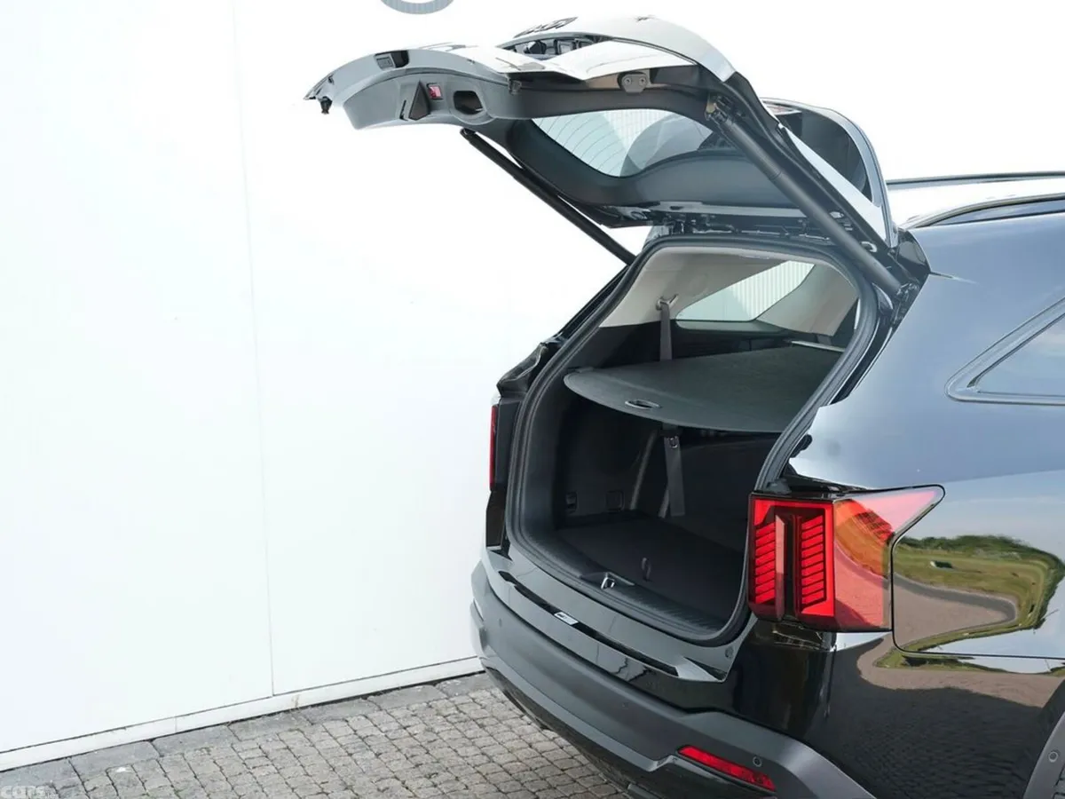Kia Sorento SUV, Petrol Plug-in Hybrid, 2027, Black