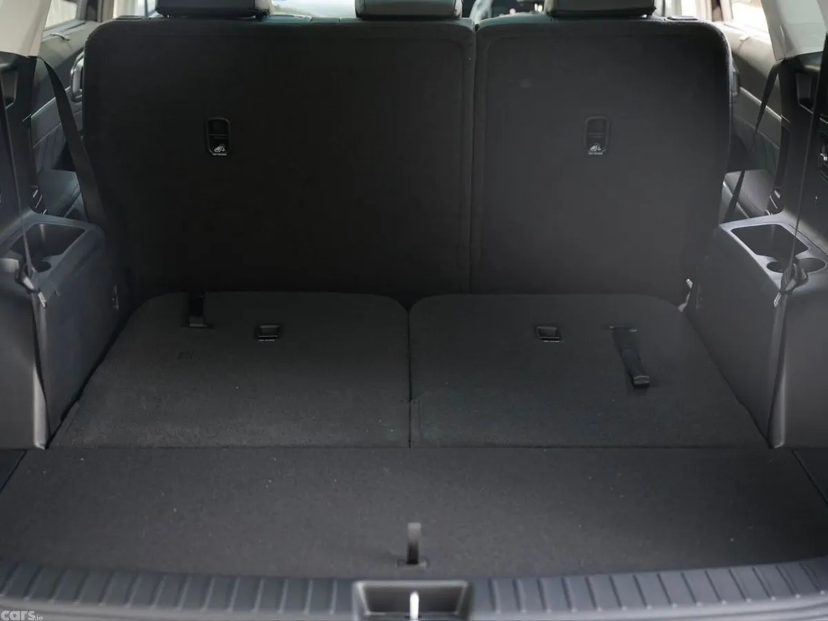 Kia Sorento SUV, Petrol Plug-in Hybrid, 2027, Black