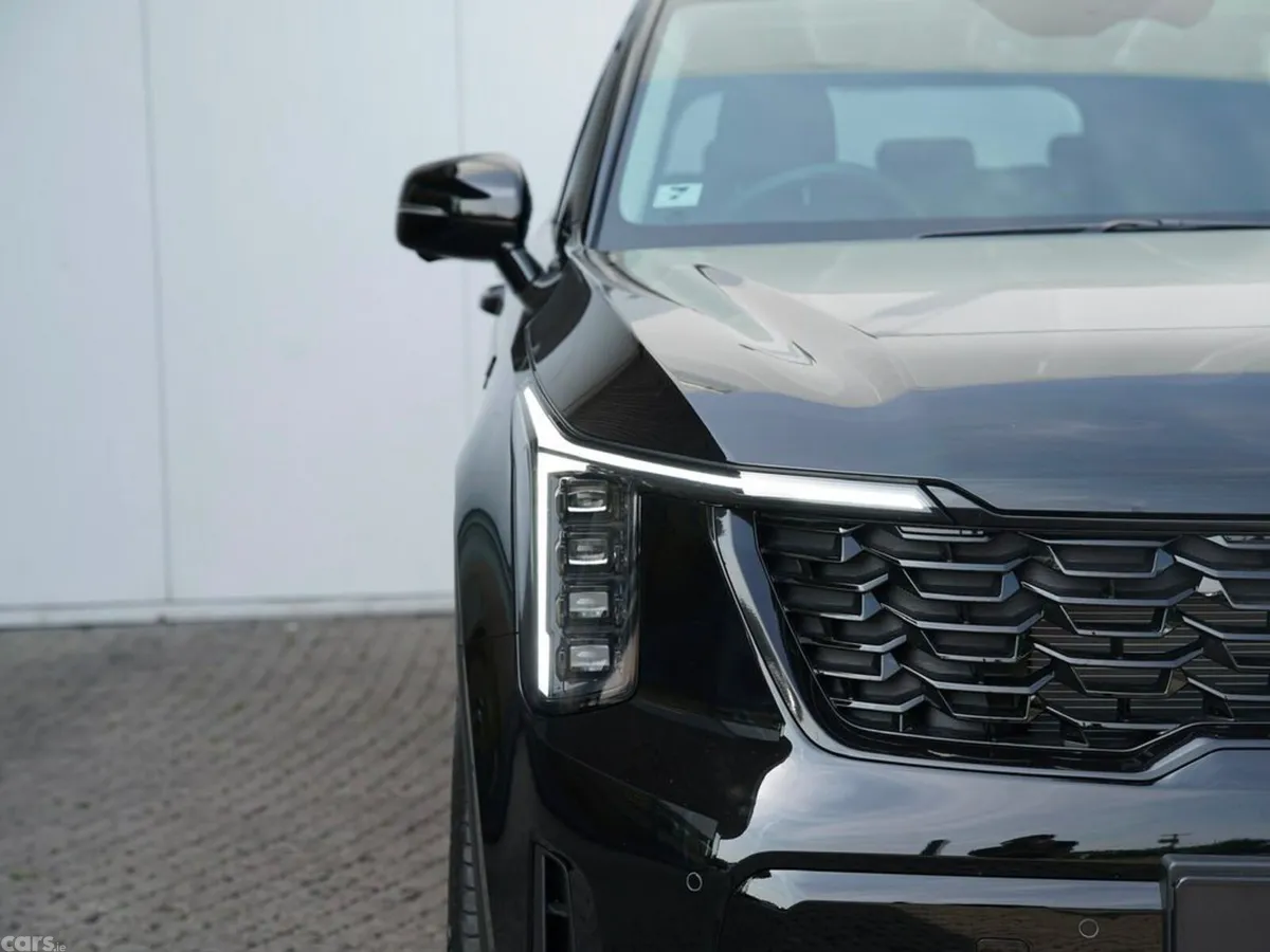 Kia Sorento SUV, Petrol Plug-in Hybrid, 2027, Black