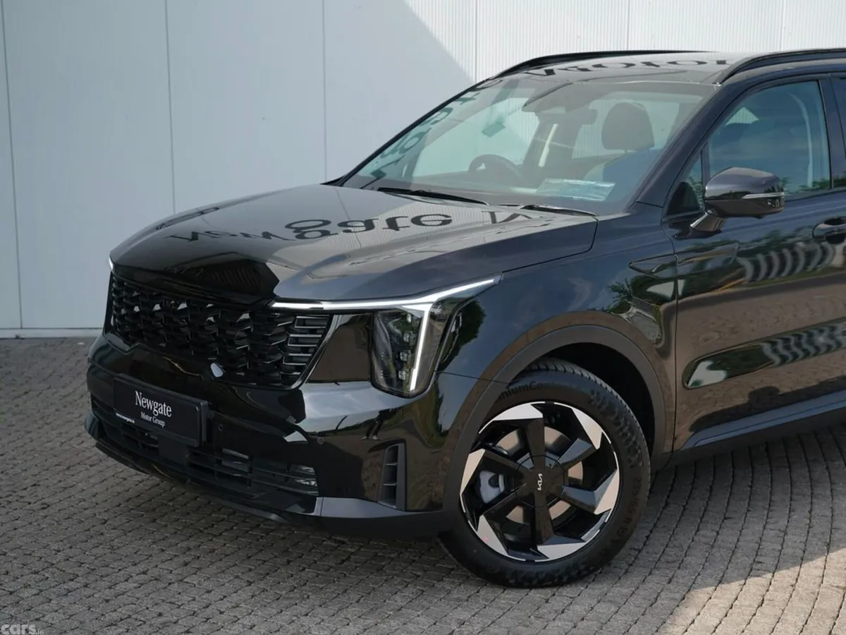 Kia Sorento SUV, Petrol Plug-in Hybrid, 2027, Black