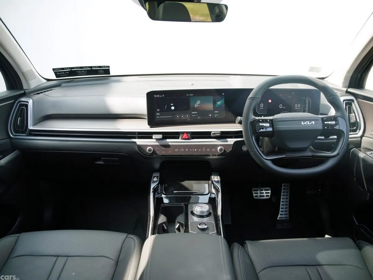 Kia Sorento SUV, Petrol Plug-in Hybrid, 2027, Black