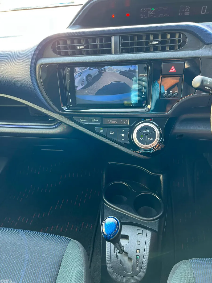 Toyota Aqua Hatchback, Petrol Hybrid, 2016, Silver