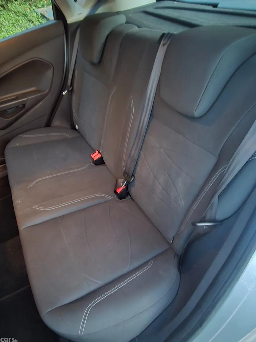 Ford Fiesta Hatchback, Diesel, 2013, Silver