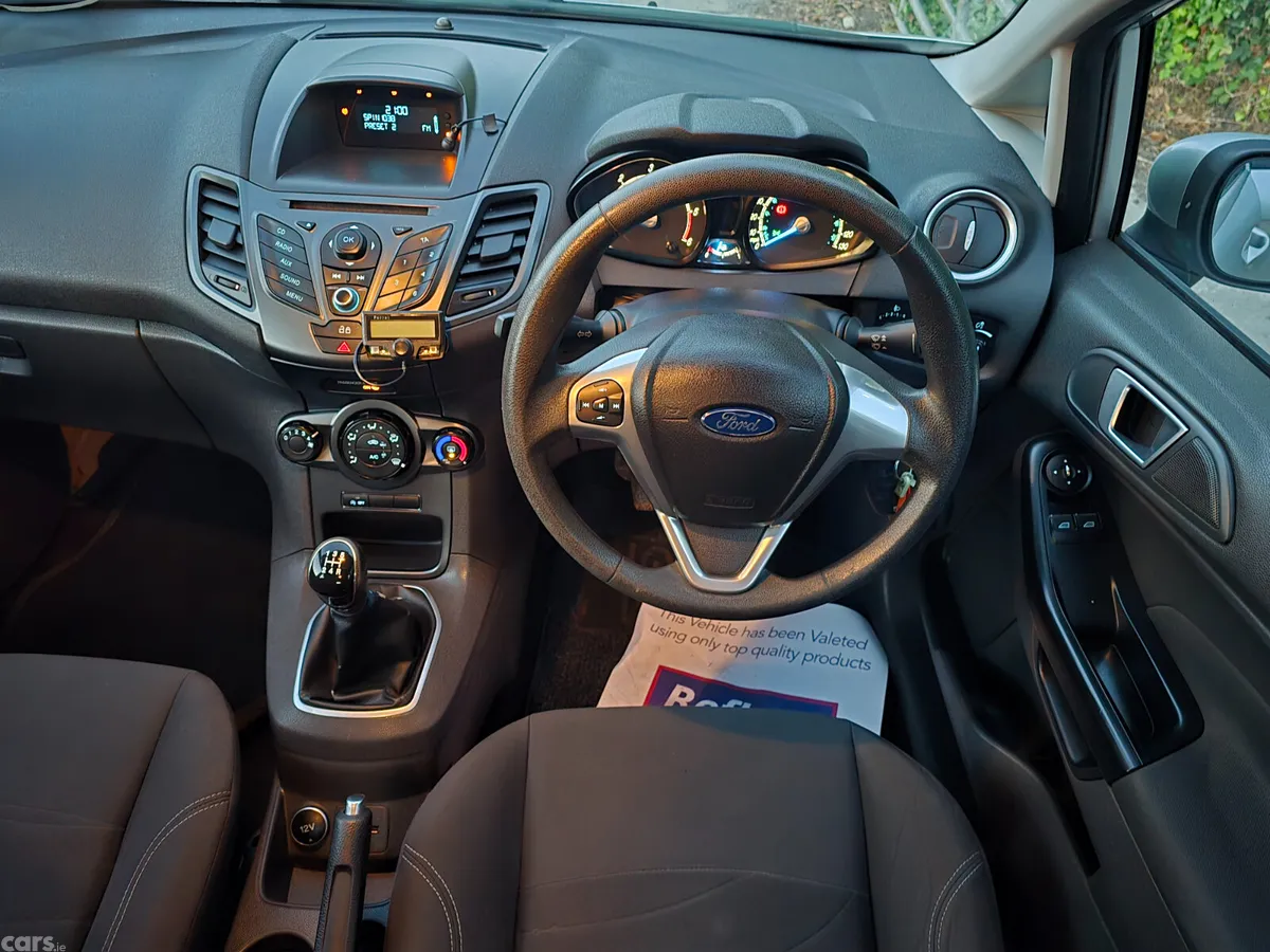 Ford Fiesta Hatchback, Diesel, 2013, Silver