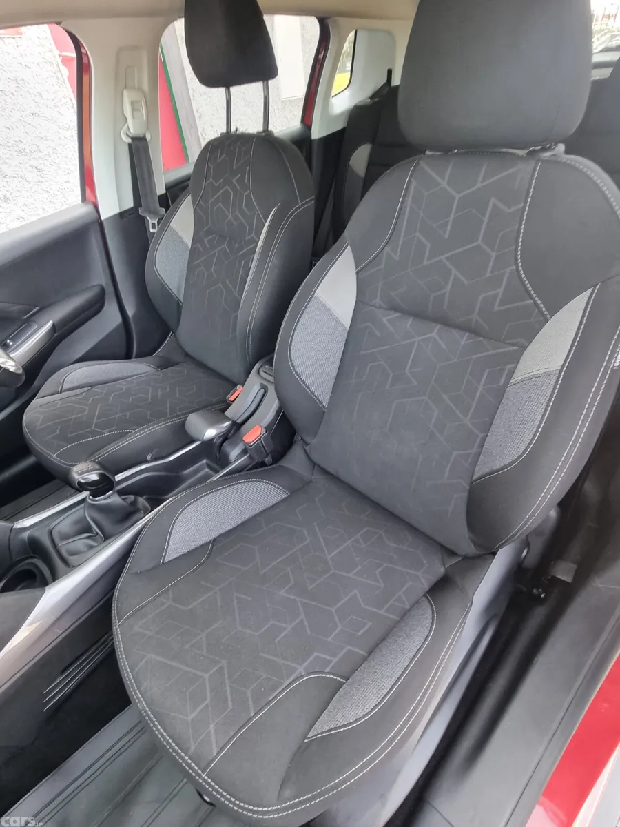 Peugeot 2008 Estate, Diesel, 2017, Red