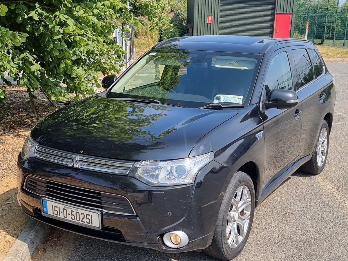 Mitsubishi Outlander SUV, Petrol Plug-in Hybrid, 2015, Black