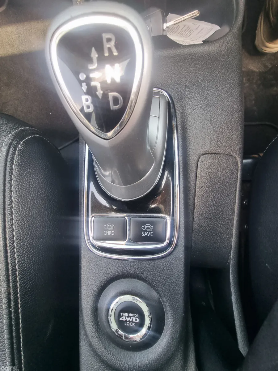 Mitsubishi Outlander SUV, Petrol Plug-in Hybrid, 2015, Black