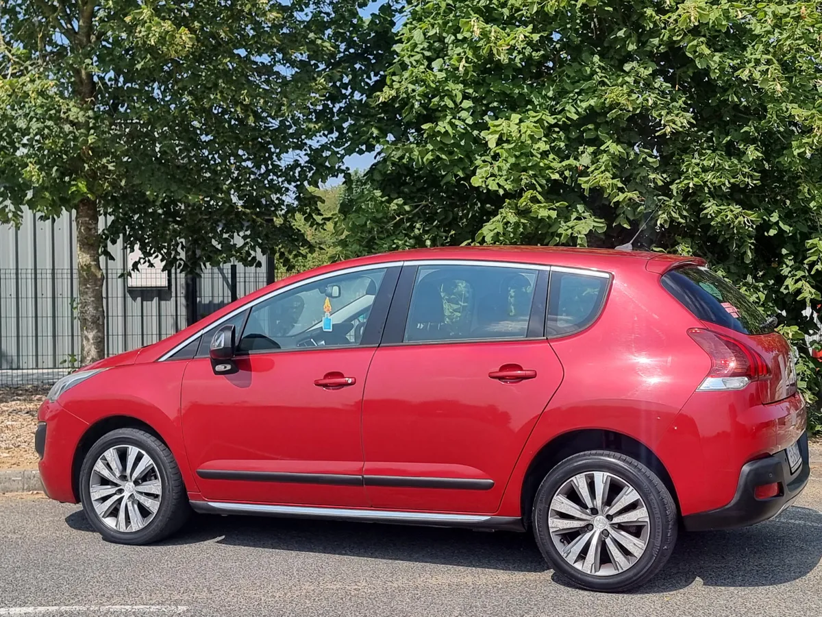 Peugeot 3008 SUV, Diesel, 2015, Red