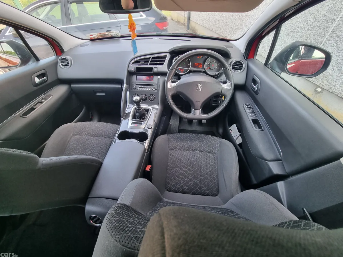 Peugeot 3008 SUV, Diesel, 2015, Red