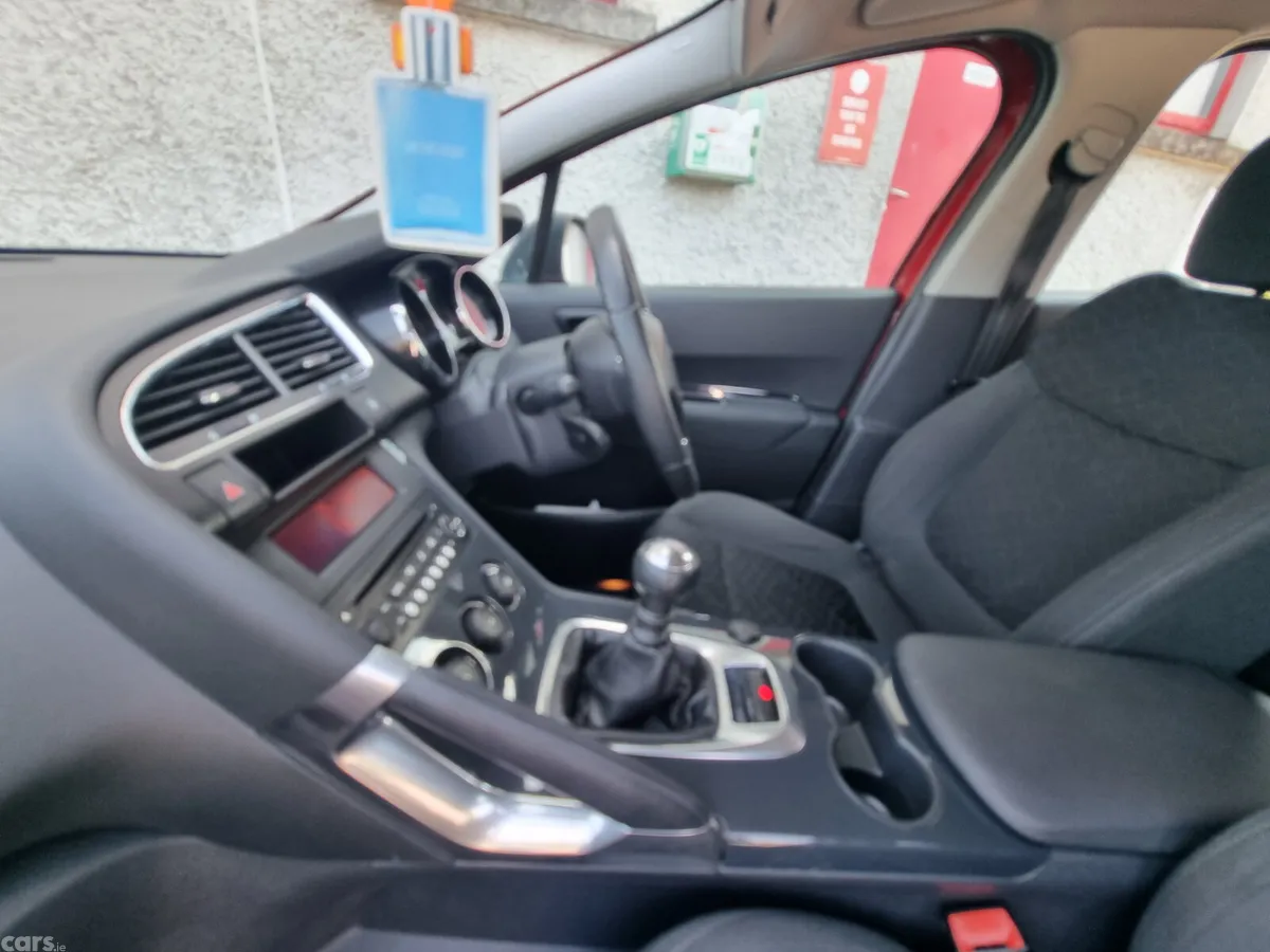 Peugeot 3008 SUV, Diesel, 2015, Red