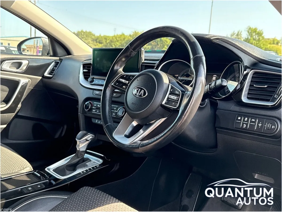 Kia XCeed Hatchback, Petrol Plug-in Hybrid, 2021, Grey