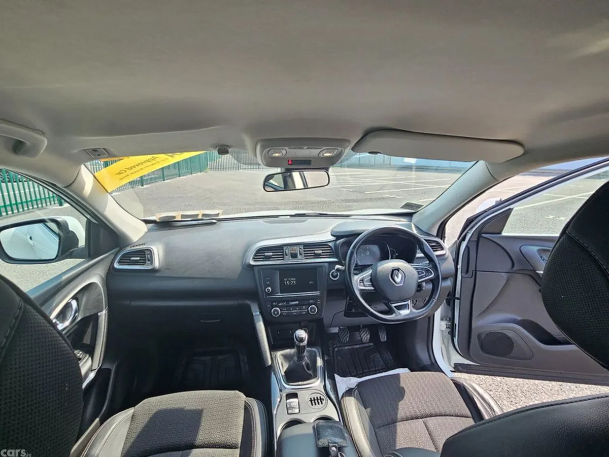 Renault Kadjar SUV, Diesel, 2016, White