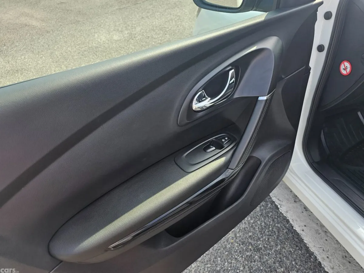 Renault Kadjar SUV, Diesel, 2016, White