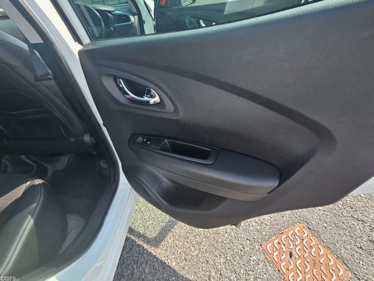 Renault Kadjar SUV, Diesel, 2016, White