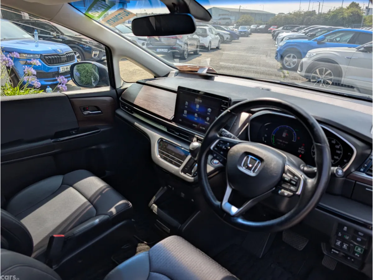 Honda Odyssey MPV, Petrol Hybrid, 2021, Black