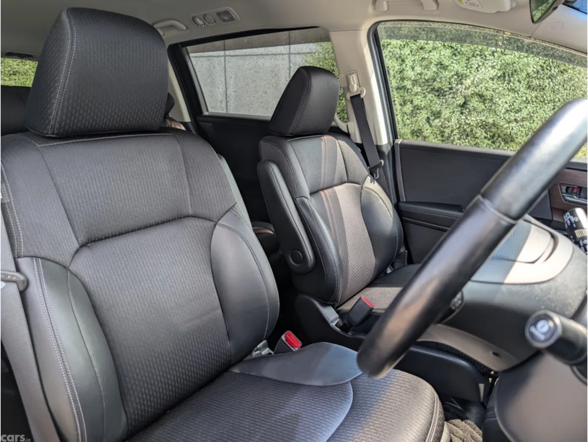 Honda Odyssey MPV, Petrol Hybrid, 2021, Black
