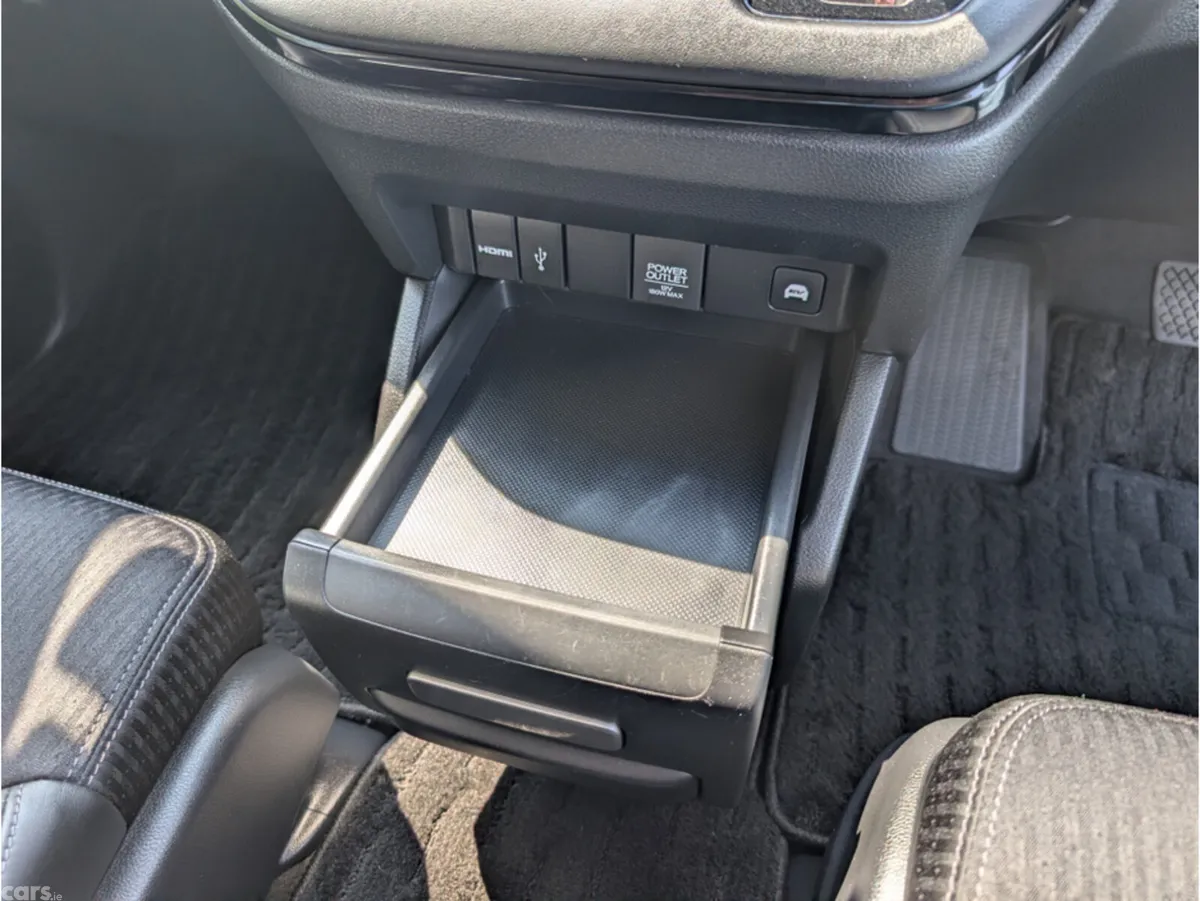 Honda Odyssey MPV, Petrol Hybrid, 2021, Black