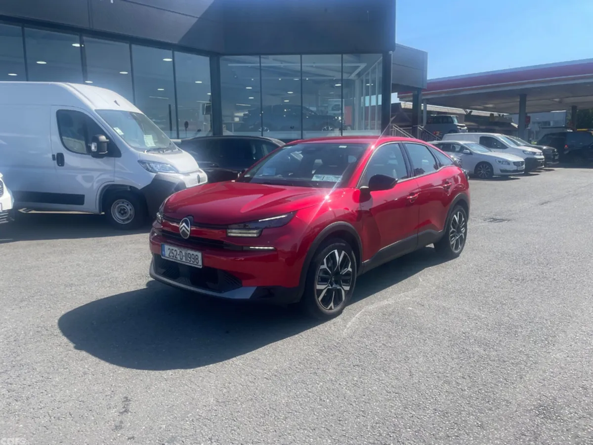 Citroen C4 Hatchback, Petrol, 2025, Red