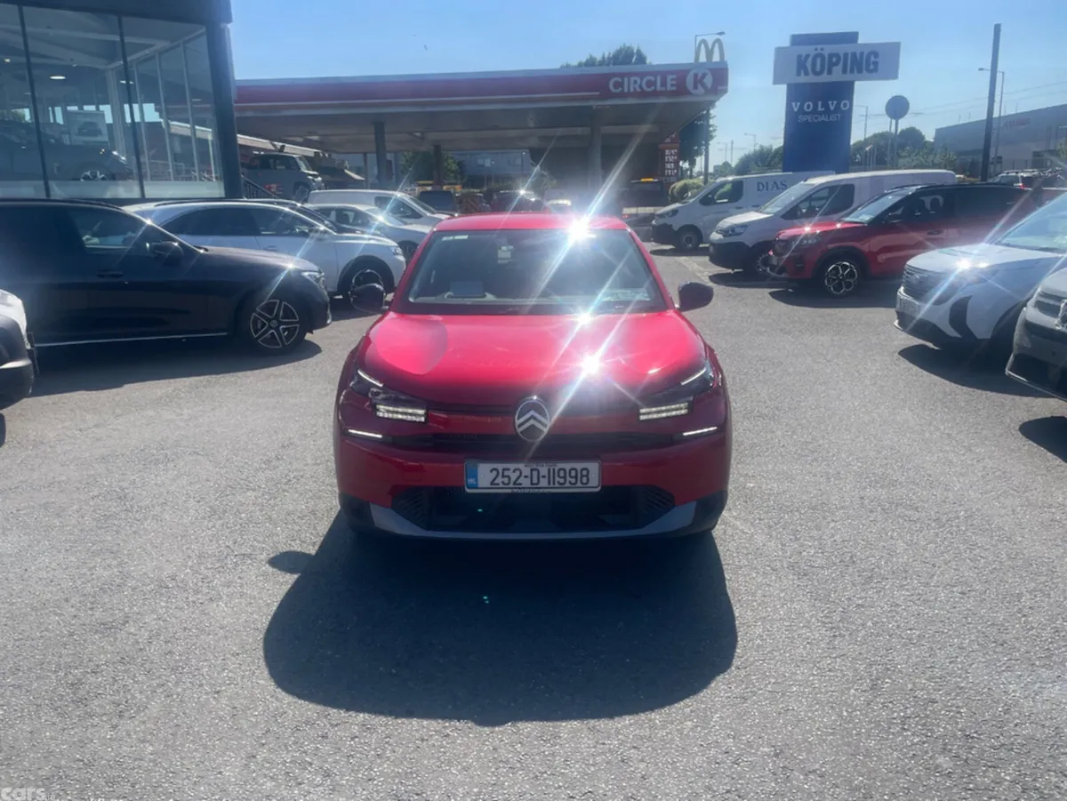 Citroen C4 Hatchback, Petrol, 2025, Red